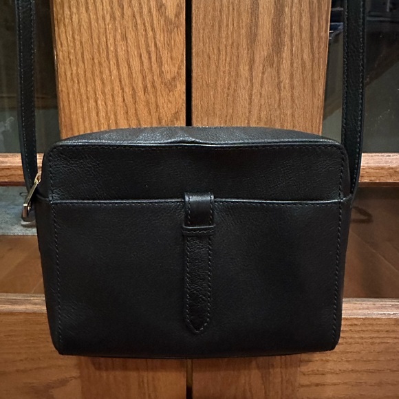 FOSSIL Leather Camera Crossbody Bag - Picture 2 of 5